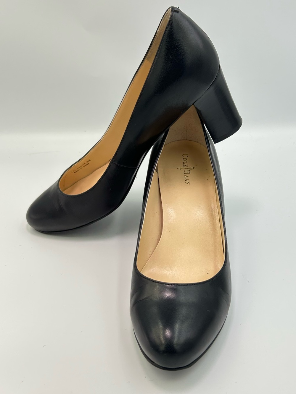 Cole Haan Black Leather Round Toe Chunky Block Heel Pumps Size 8.5 B